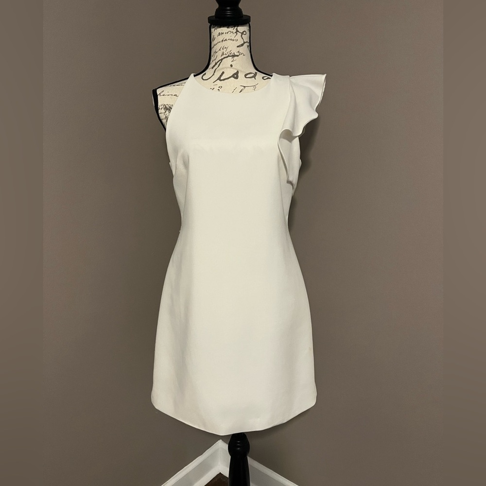 Lulus Ivory Dress, size M, perfect for bridal events